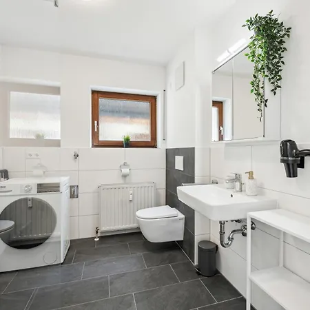 Sali Homes Weingenuss Eichbrunnen - Zentral Apartment *